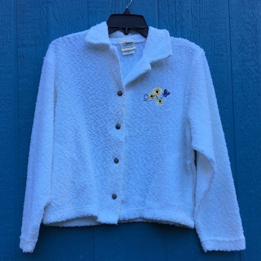 Artisans Vintage Cozy Fuzzy Soft Button Down Cardigan Sweater Size Small